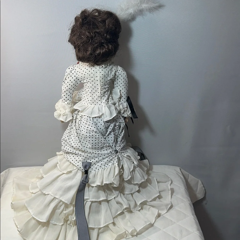 Elegant Victorian Vintage Doll With Hat Polkadot Ruffle Dress Under Garment Shoe - Picture 8 of 8